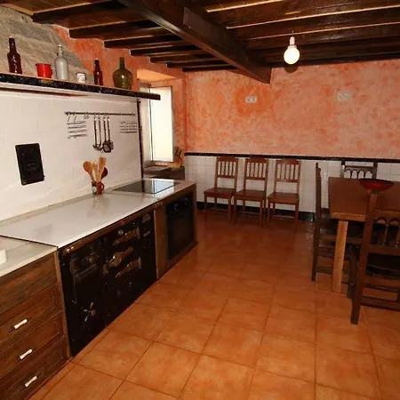 Casa Quintans * Isorna